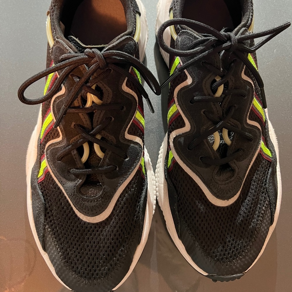 Adidas Oswego sneakers